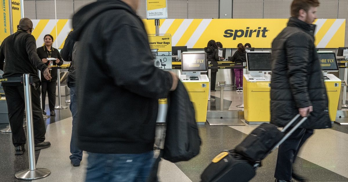 Spirit Airlines collapse strands travelers: What to know about refunds, rebooking and fares