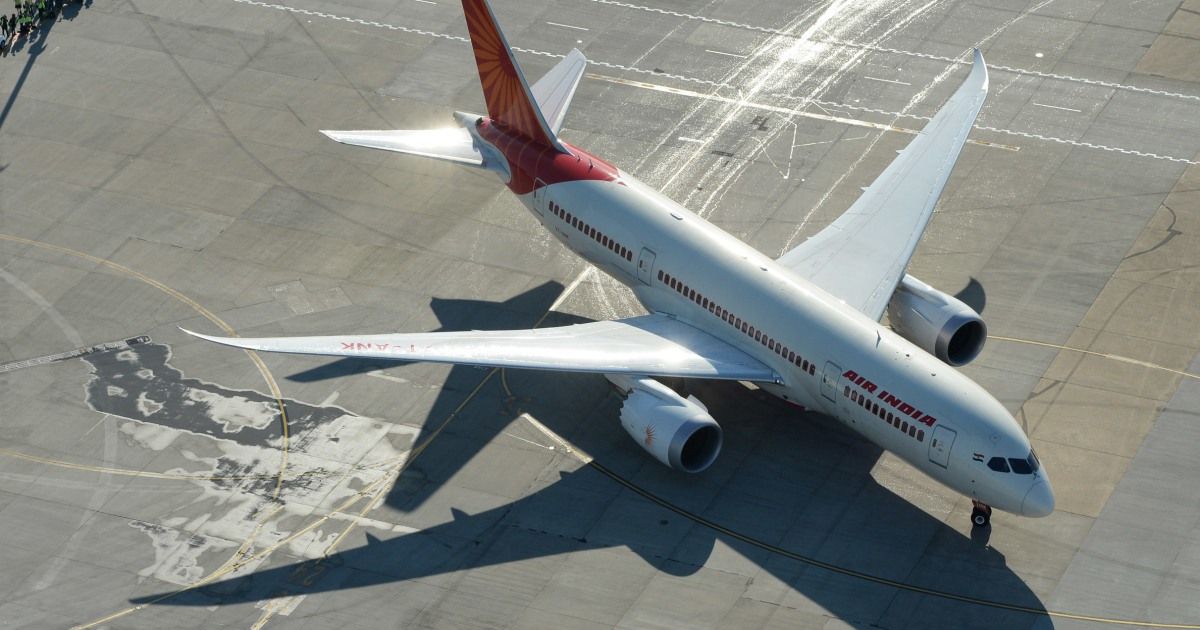 U.S.-bound passengers stranded in Russia after flight makes emergency landing