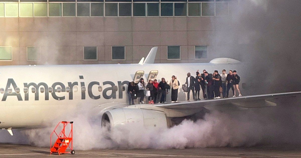 FAA instructs airlines to re-evaluate evacuation procedures