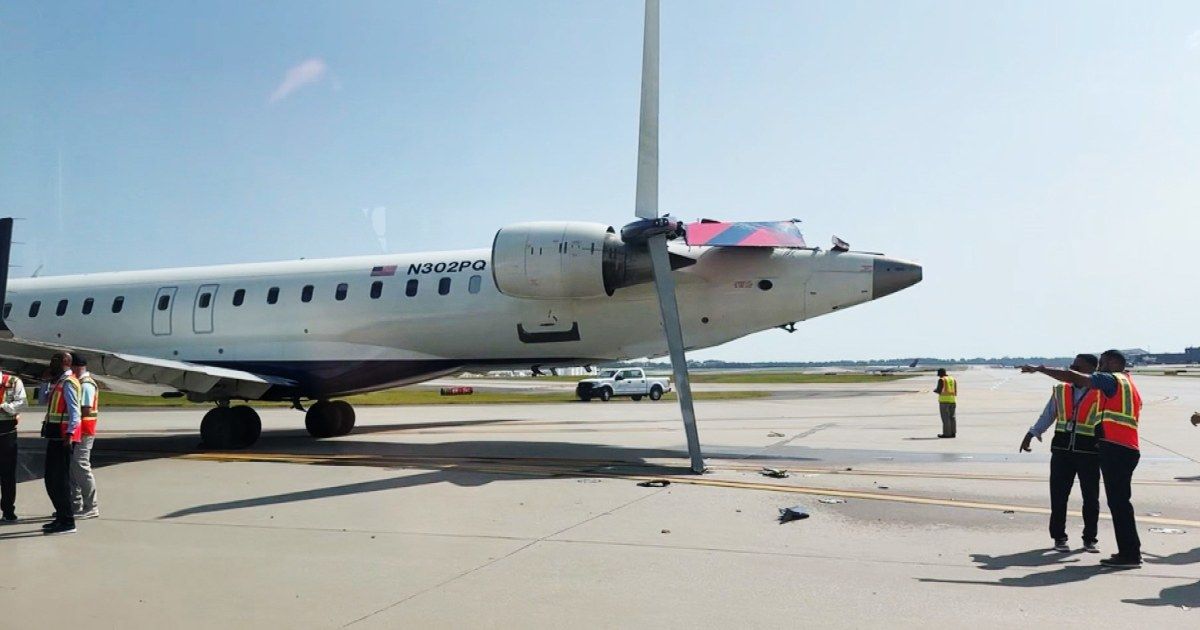 Delta plane clips another aircraft and appears to knock its tail off at Atlanta airport Delta plane clips another aircraft and appears to knock its tail off at Atlanta airport
