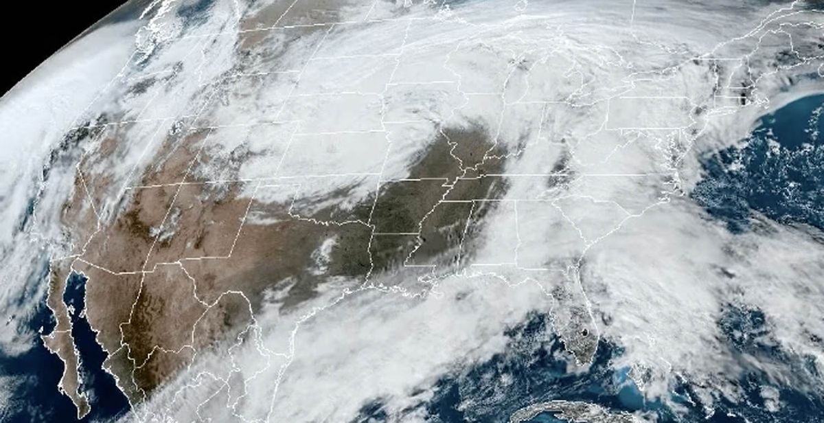 Travelers battle bad weather coast to coast on one of the busiest travel days of the year 1 5260d8d2 20231228 weather sj 925 169be7