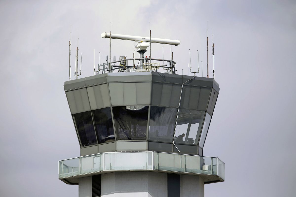 New FAA rest rules to address 'fatigue' issues with air traffic controllers 1 62aacafc 240419 air traffic control tower midway mn 1125 748ee6