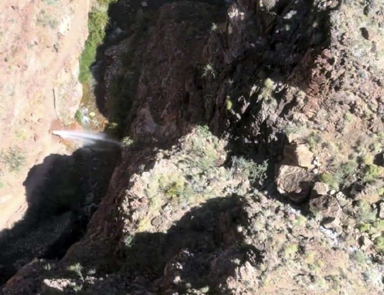 Grand Canyon waterpipe breaks, forcing shutdown of hotels for holiday weekend 1 Grand Canyon National Park pipeline