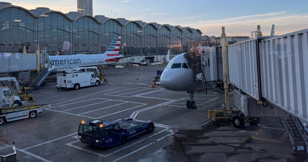 Overheated circuit board leads to ground stop at D.C. area airports