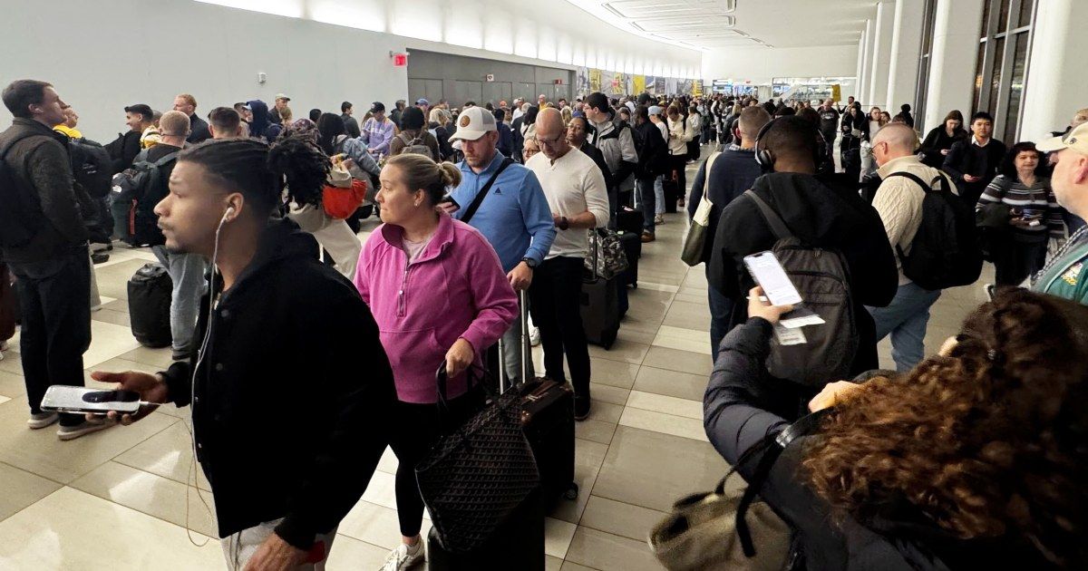 Senate agrees to fund DHS, except ICE and CBP, in bid to end extreme airport delays Senate agrees to fund DHS, except ICE and CBP, in bid to end extreme airport delays