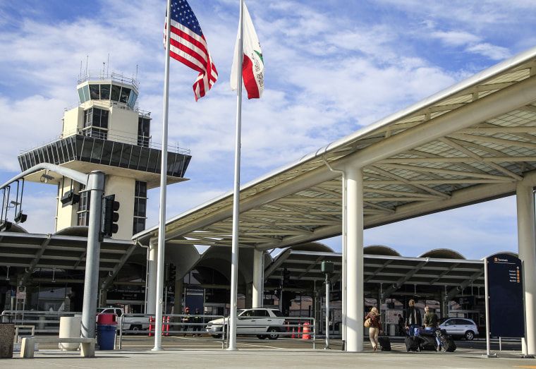 Oakland officials vote to include 'San Francisco' in airport's name, despite opposition 1 Image: