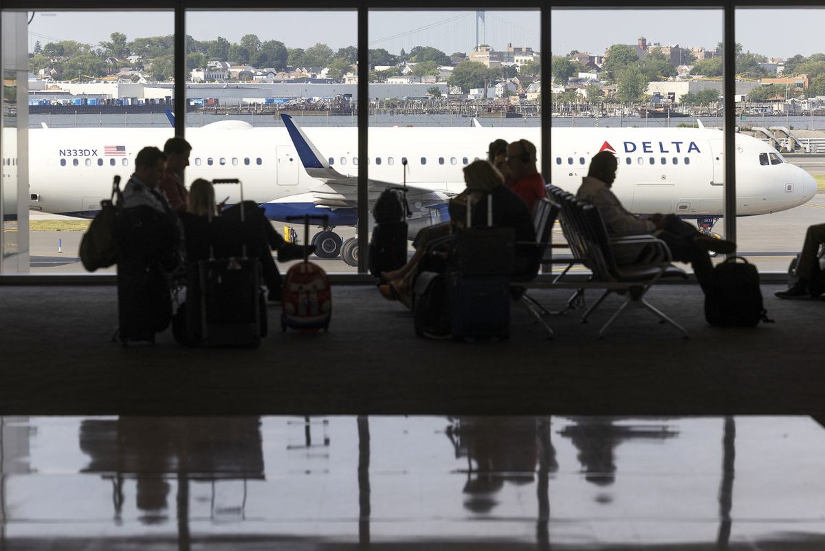 Delta makes more tweaks to frequent flyer program after backlash 1 a68e13c5 231019 delta airplane airport se100p 2a3b07