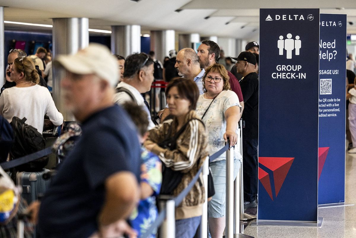 CrowdStrike says it isn't to blame for Delta's flight cancellations after July outage 1 b148ab15 240722 delta line ew 1054a 8b91a4