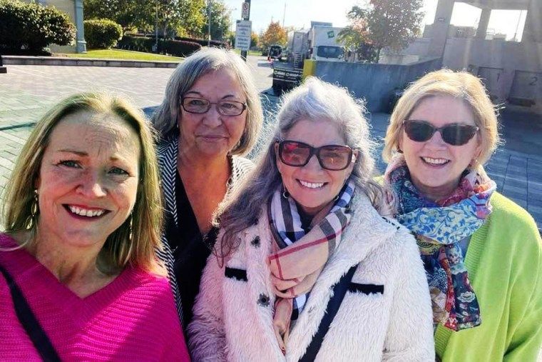 More Canadians avoid setting foot in the U.S., 'without even a connection or layover' 1 Lisa Shea, right, and her travel buddies.
