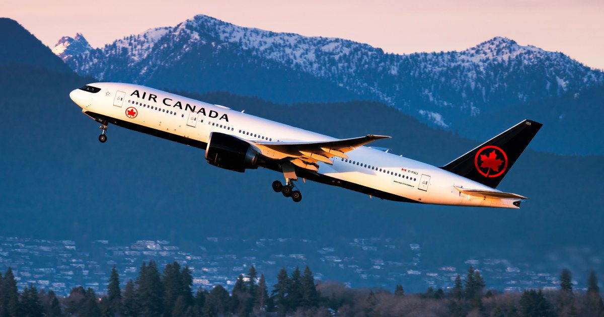Former Air Canada pilot flew hundreds of flights without proper license, police say