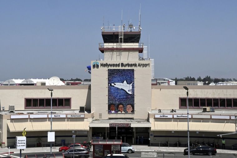 FAA reports staffing issues at airports as government shutdown continues 1 Hollywood Burbank Airport