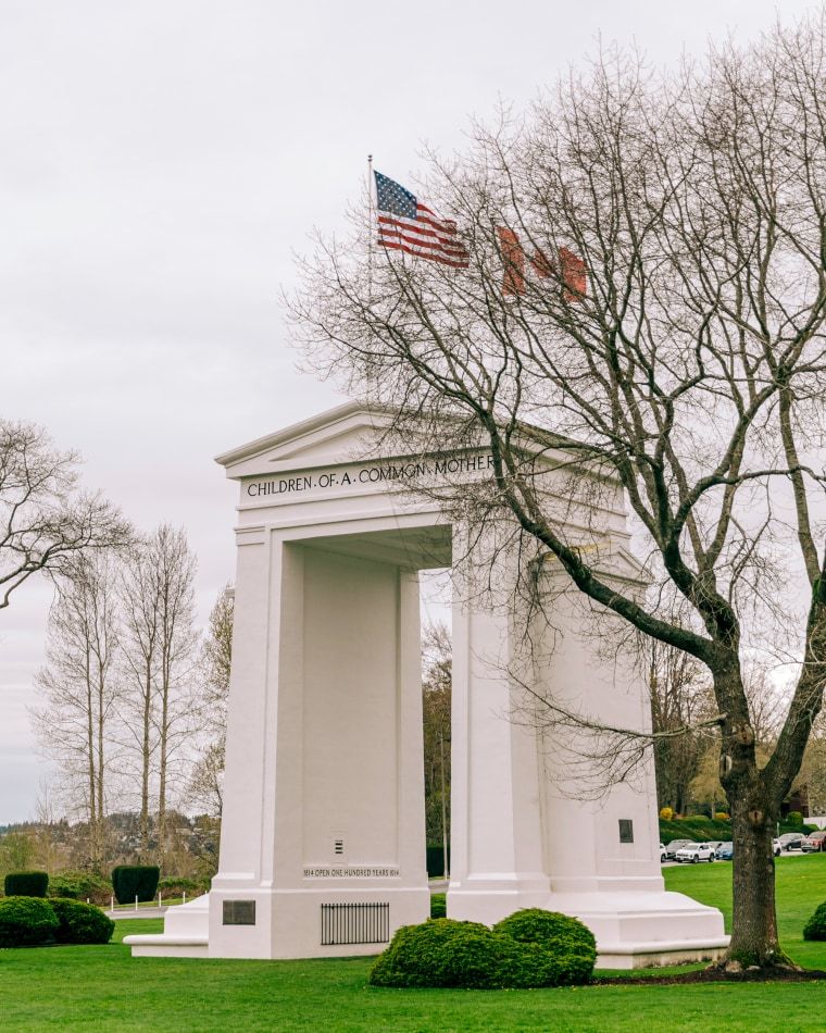 This Washington border county is desperate for Canadians 1 Peace Arch.