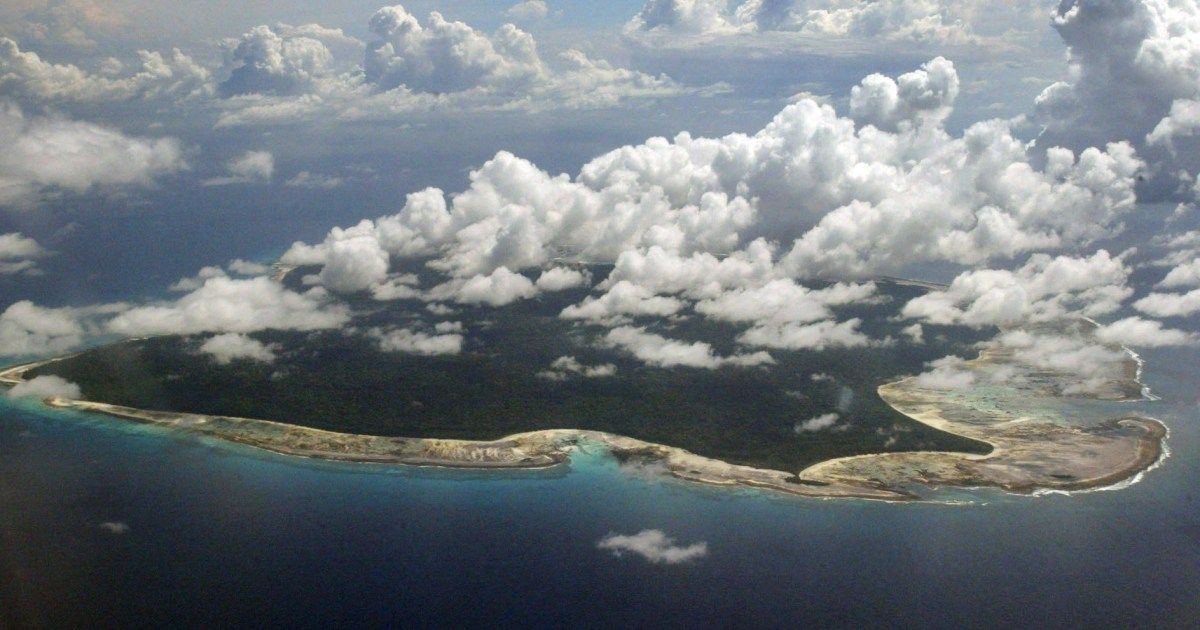 American arrested after trying to reach protected, remote tribe off Indian coast