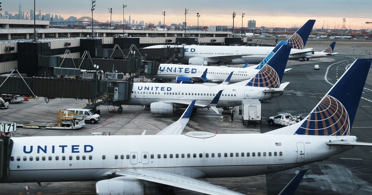 United Airlines flights grounded nationwide for 30 minutes due to ‘connectivity issue’ United Airlines flights grounded nationwide for 30 minutes due to ‘connectivity issue’