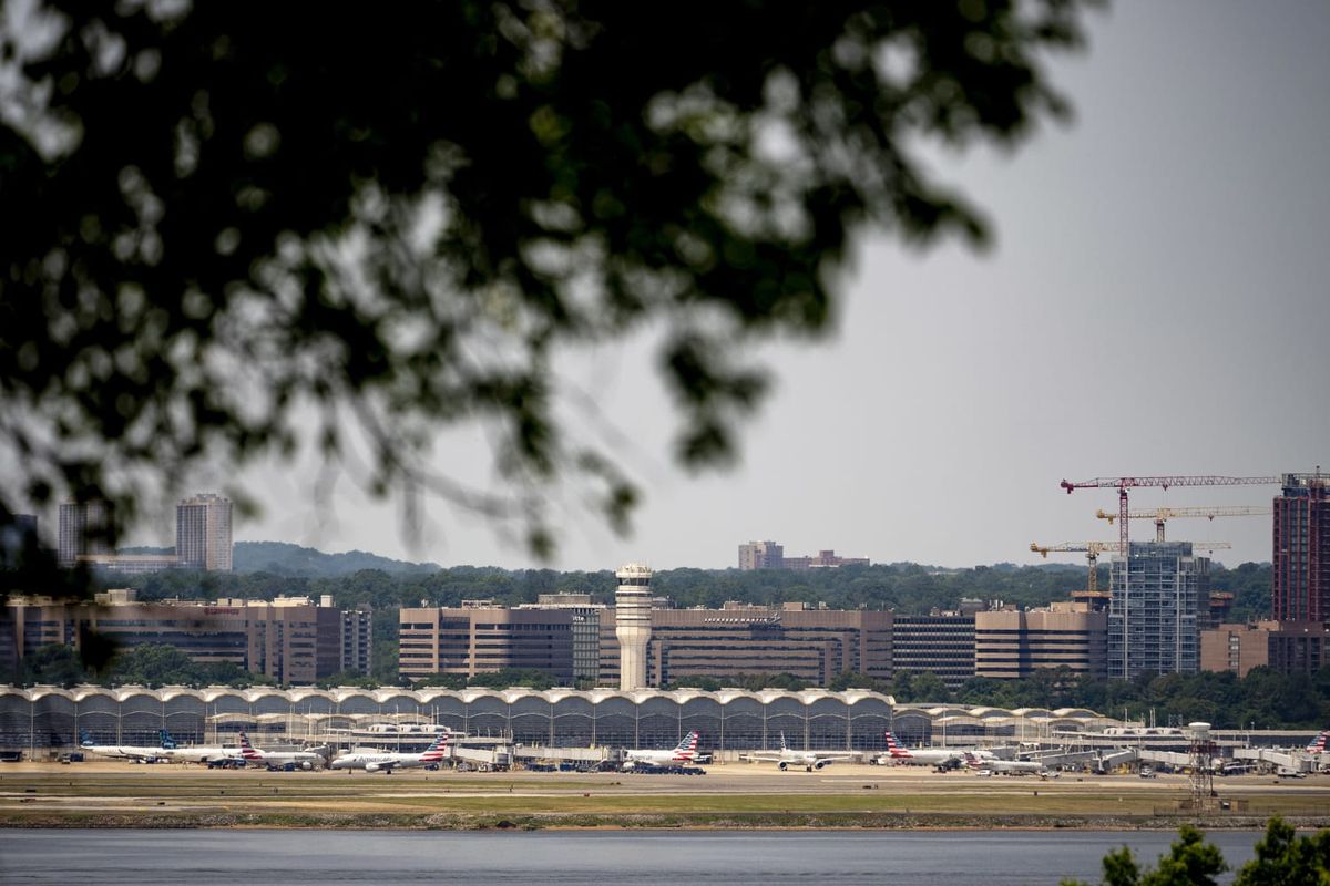 f23fd394 230626 dulles washington airport mb 1028 64ac4c