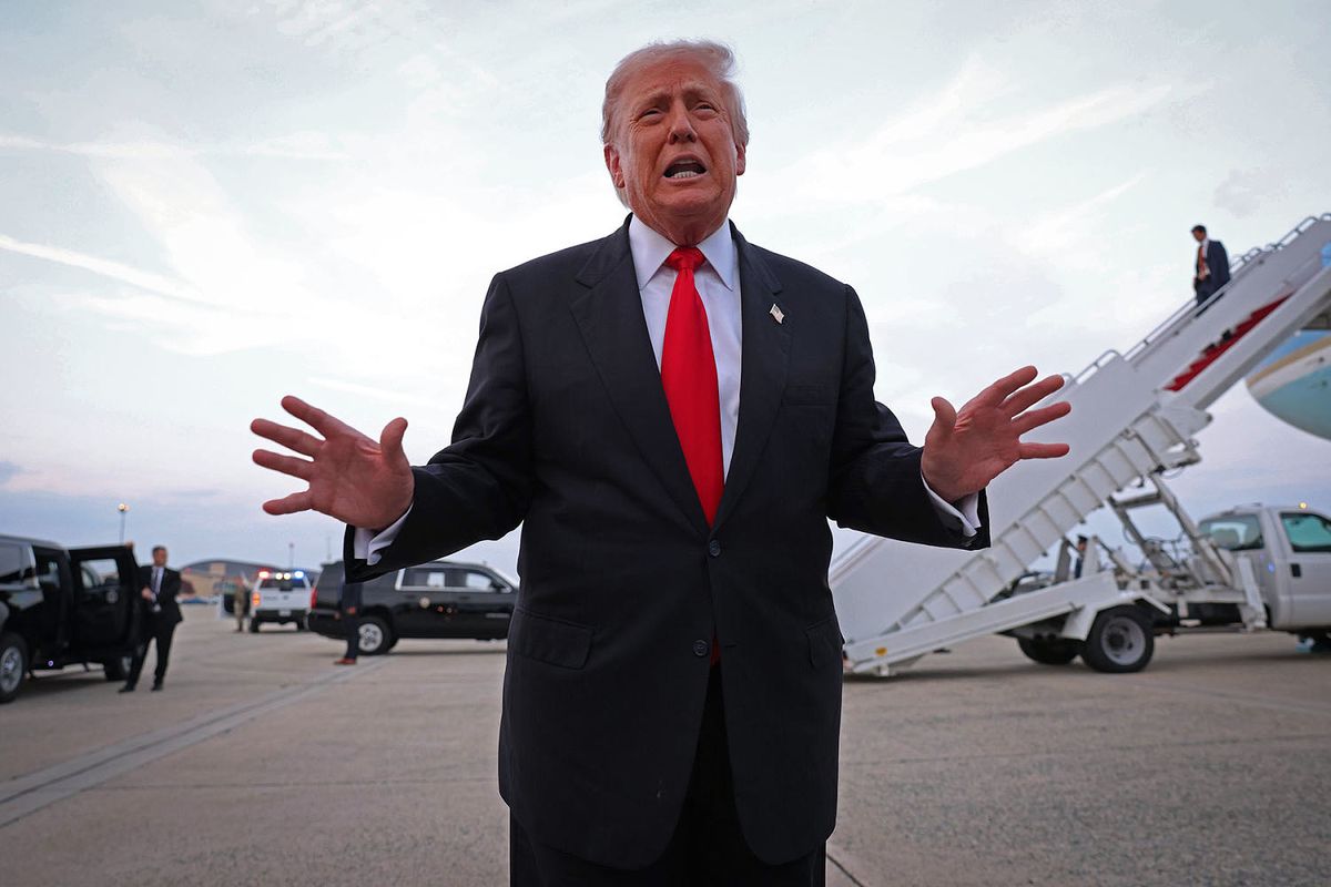 Trump dismisses financial concerns of air traffic controllers working without pay for more than 40 days 1 f244d48c 251110 donald trump mn 2005 835949