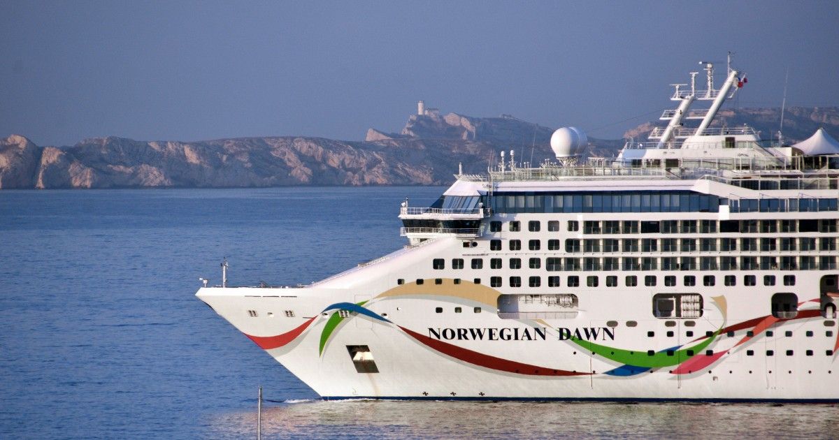 Cruise ship barred from docking in Mauritius amid outbreak of stomach illness Cruise ship barred from docking in Mauritius amid outbreak of stomach illness