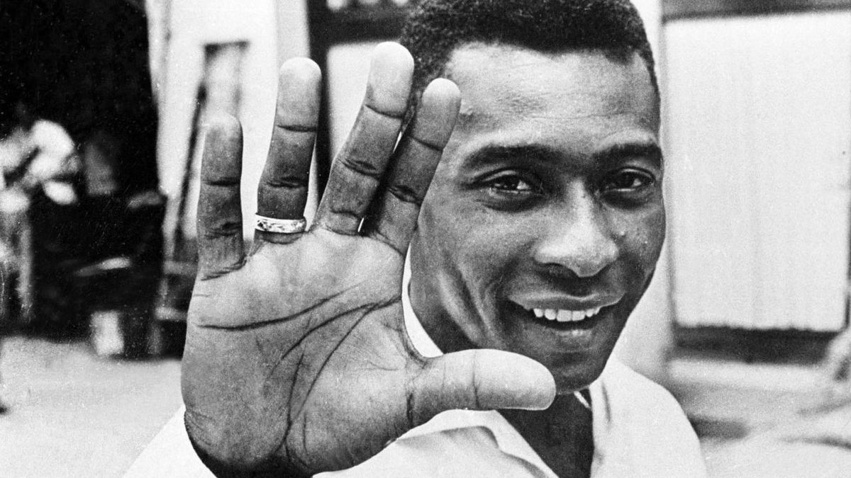 What made Pelé so great | CNN 1 59ad8646 221229150140 01 pele 1960s