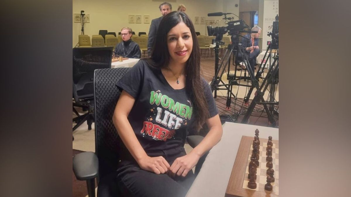 Iranian chess referee Shohreh Bayat fears ostracism over her activism as she challenges Russian chief of game's governing body | CNN 1 Bayat wearing the t-shirt during the tournament in October.
