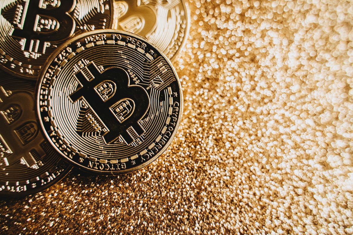 Bitcoin Tops K, Inches Closer to Lifetime Peak Bitcoin Tops K, Inches Closer to Lifetime Peak
