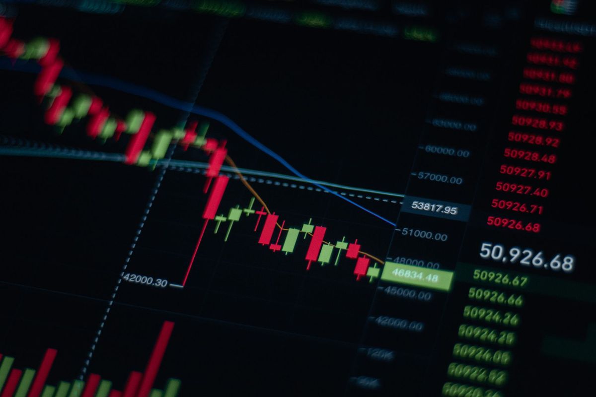 Billion-Dollar Volumes and Then a Steep Drop Prompts Allegations of Wash Trading on Aevo