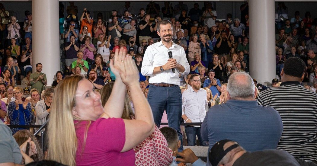 A Bearded Pete Buttigieg Drops Into Iowa for a Pitch to Veterans