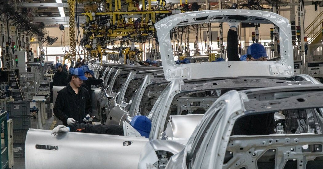 Biden Hits Chinese Electric Vehicles, Chips and Other Goods With Higher Tariffs Biden Hits Chinese Electric Vehicles, Chips and Other Goods With Higher Tariffs