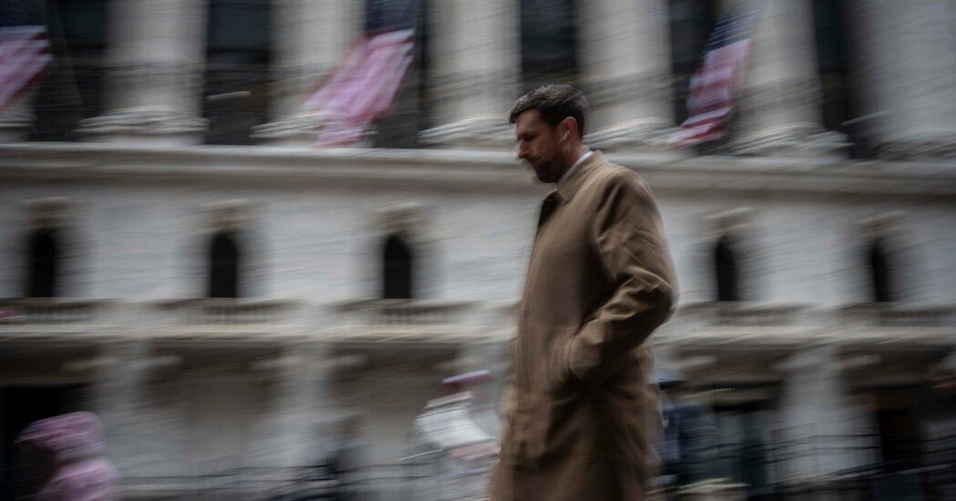 Stock Market Chaos Over Tariffs Could Take Toll on Economy Stock Market Chaos Over Tariffs Could Take Toll on Economy