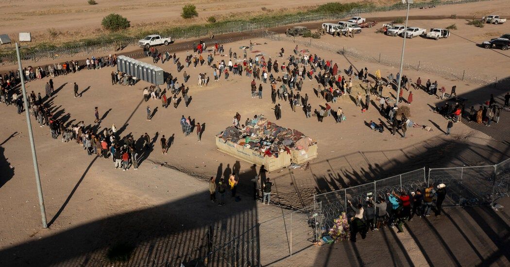 How Visiting the U.S. Border Became a Potent Form of Political Theater How Visiting the U.S. Border Became a Potent Form of Political Theater