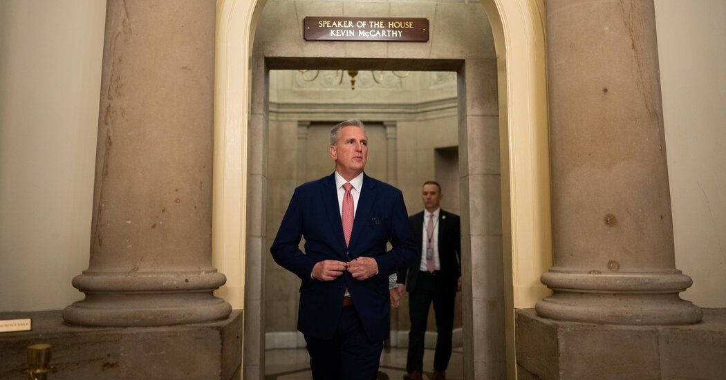 Border Takes Center Stage as McCarthy Seeks to Shift Shutdown Blame