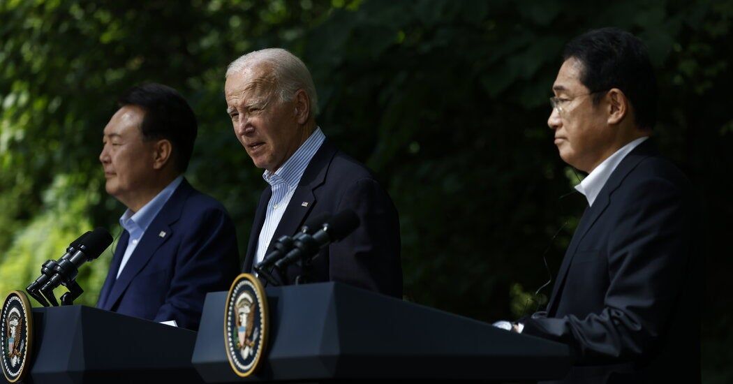 Video: U.S., Japan and South Korea Tighten Ties at Camp David