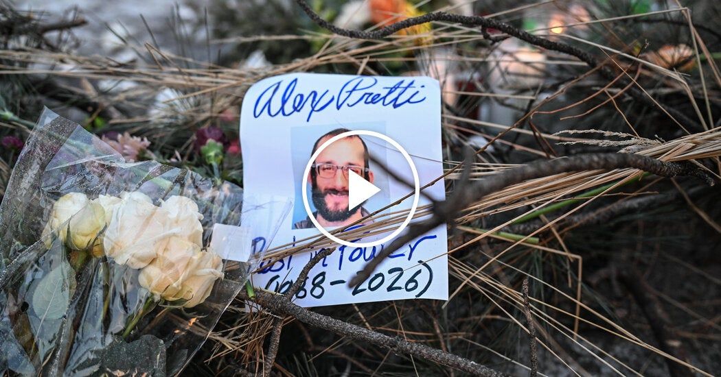 Video: People Protest Federal Immigration Agents After Fatal Shooting