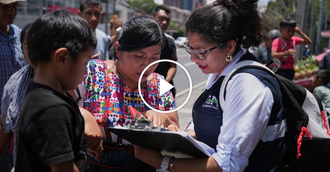 Video: Judge Temporarily Halts Deportation of Guatemalan Children