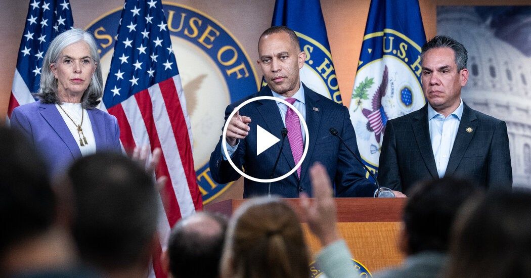 Video: Republicans and Democrats in Deadlock Over Federal Funding