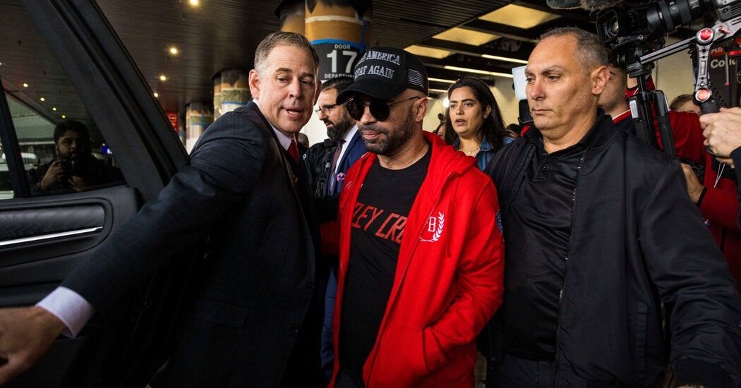 Proud Boys’ Ex-Leader Thanks Trump for Pardon at Mar-a-Lago Encounter