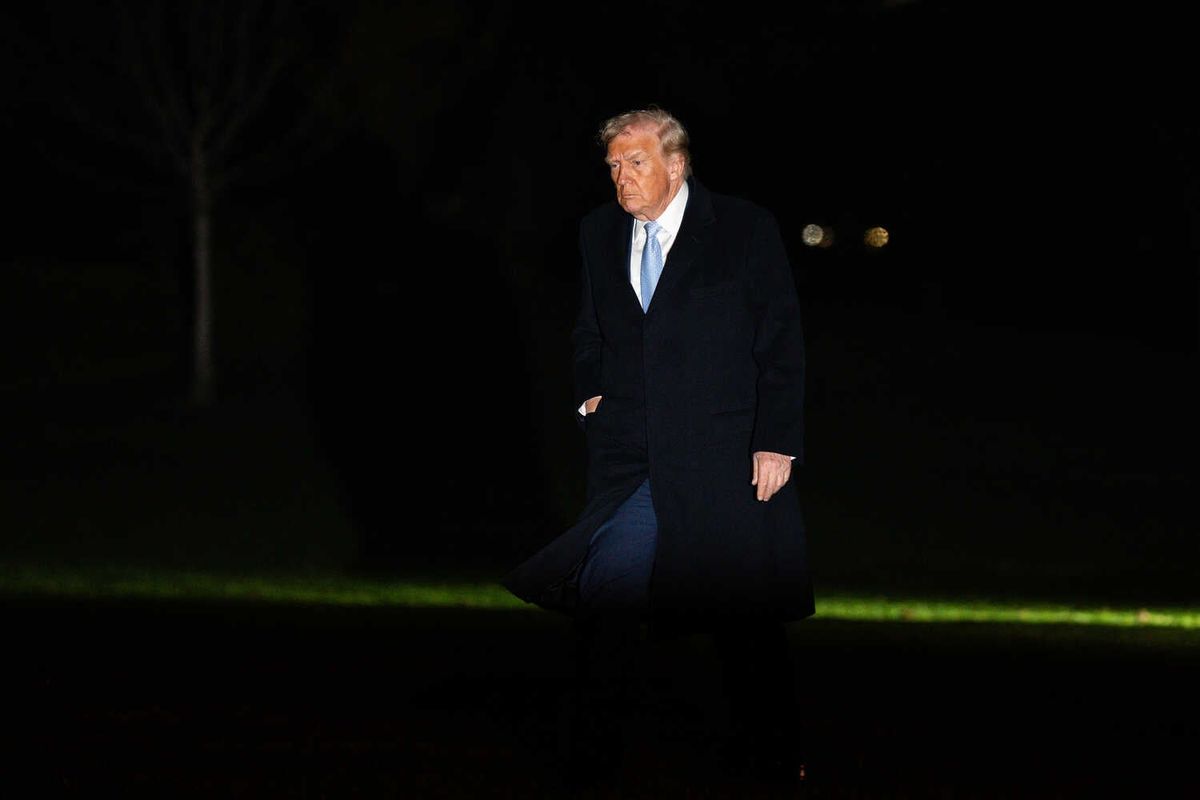 Video: Trump Calls on House Republicans to Release the Epstein Files 1 President Trump walks in the dark.