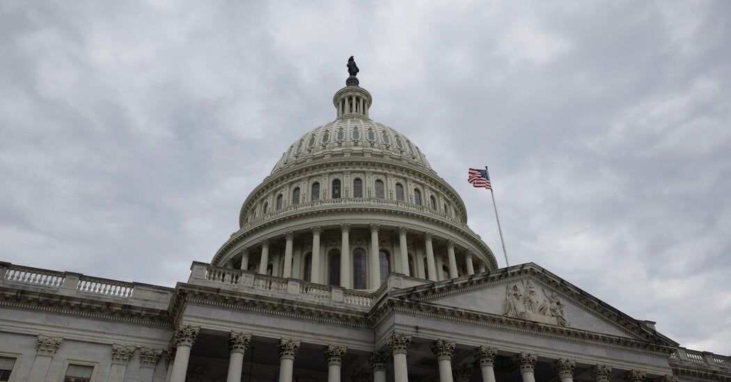 U.S. Debt on Pace to Top  Trillion Over Next 10 Years
