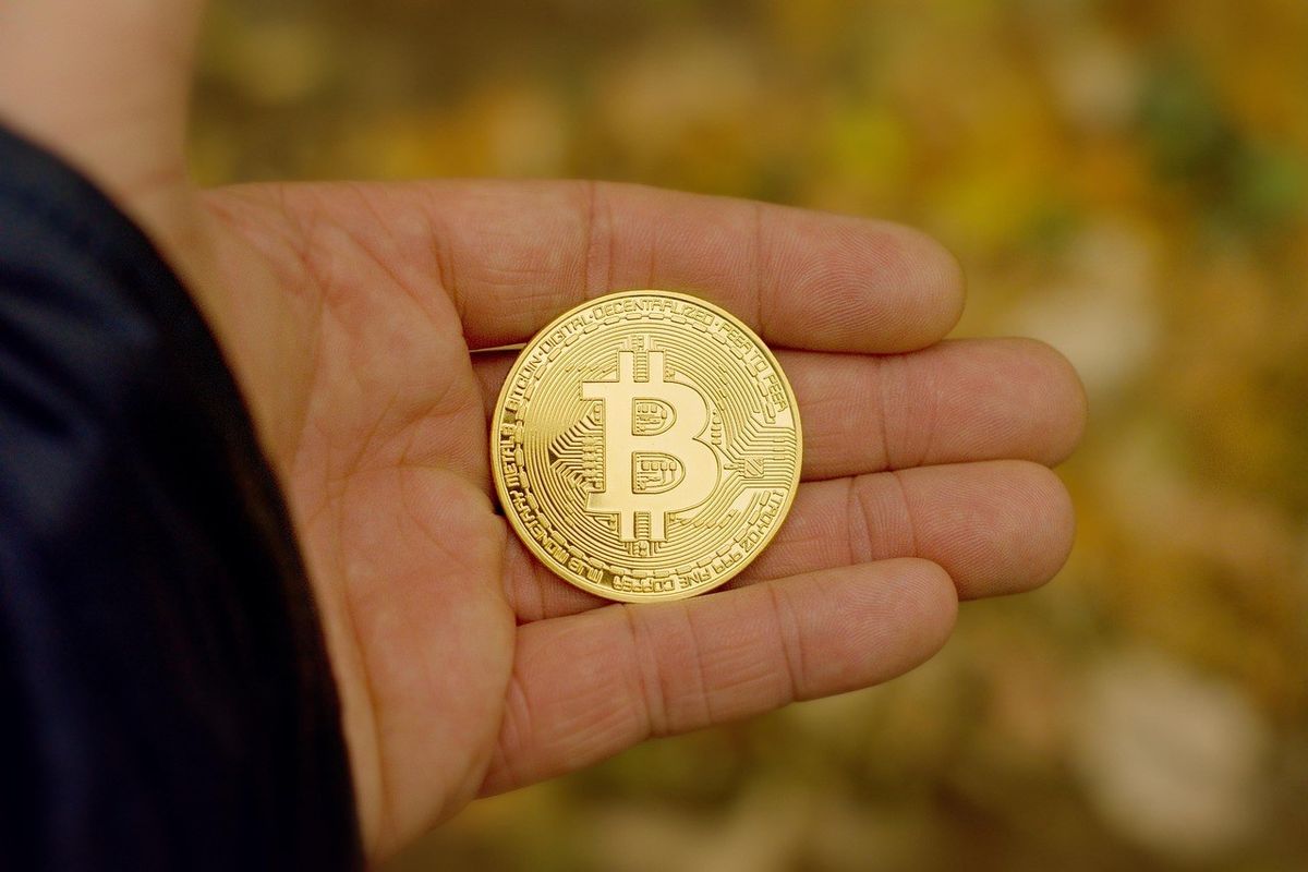 Bitcoin Price Breaks 14-Year Support For The First Time In History, Analyst Predicts ,000 Target Bitcoin Price Breaks 14-Year Support For The First Time In History, Analyst Predicts ,000 Target