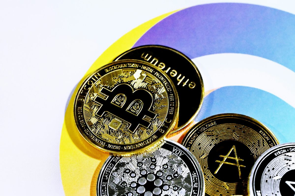 Bitcoin Dominance Grows As Altcoins Post Another Losing Year: Analyst Bitcoin Dominance Grows As Altcoins Post Another Losing Year: Analyst