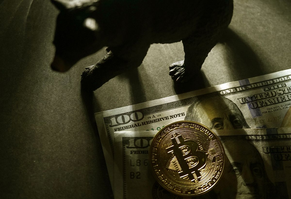 Bitcoin Hash Ribbons Capitulation Triggers Cautionary Outlook
