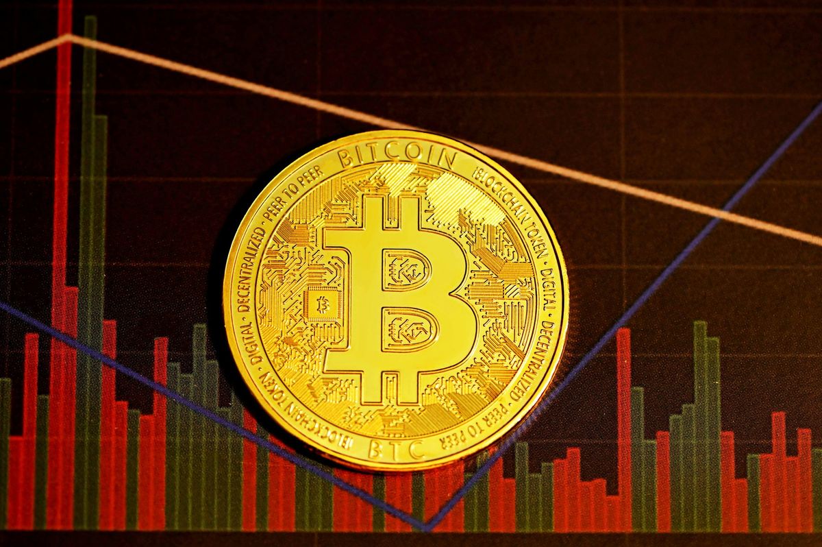 Bitcoin Near Breaking Point As It Tests Its Most Crucial Support Line—Analyst Bitcoin Near Breaking Point As It Tests Its Most Crucial Support Line—Analyst