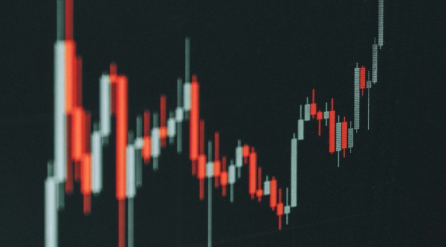 Bitcoin And Crypto Market To Crash? Analyst’s August-September Prediction Bitcoin And Crypto Market To Crash? Analyst’s August-September Prediction