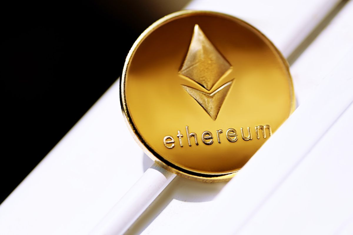Ethereum Price On The Verge Of Rectangle Pattern Breakout: Is 00 Within Reach?
